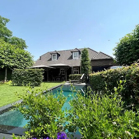 B&B Blauwe Lucht 둔